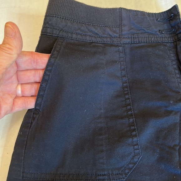 Karen SCOTT Ladies skort size 6p black - Picture 2 of 9